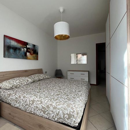Apartamento Elegante Casa -Rho Fiera Vanzago Exterior foto